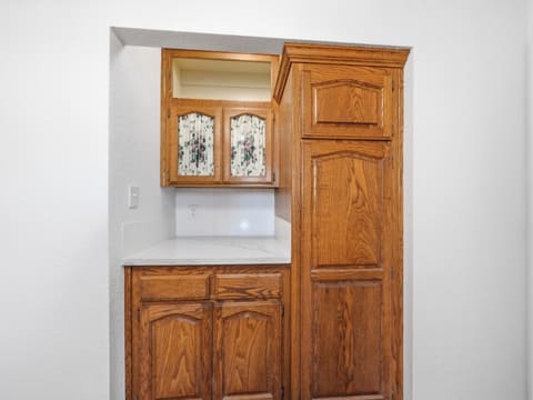 Photograph 37 of 6866 Oak St